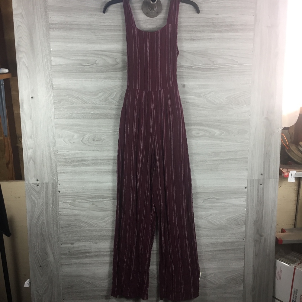 Moon River Stripe Print Back Tie Jumpsuit - Picture 6 of 8